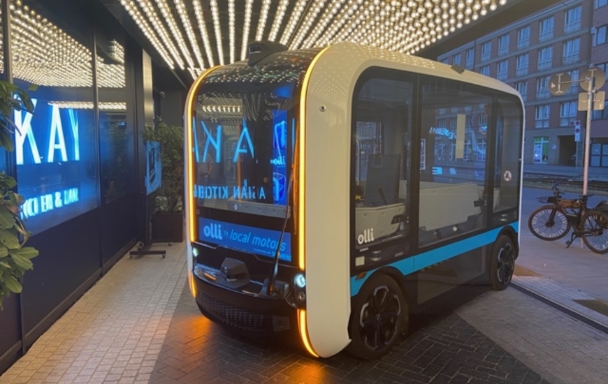 Olli 2 0 version with wipers Courtesy Local Motors