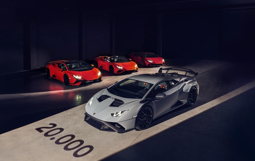 Ph. Automobili Lamborghini