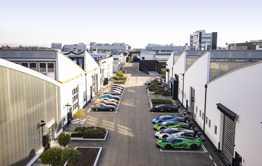 Ph. Automobili Lamborghini