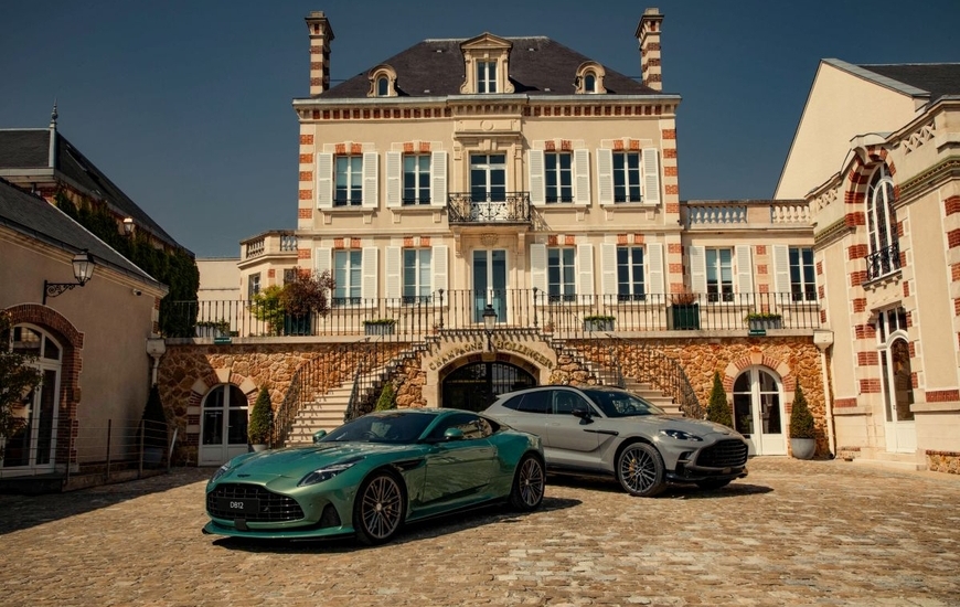 Ph. Aston Martin
