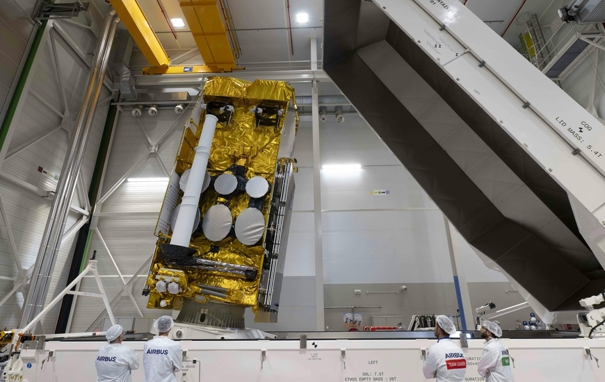 Airbus-built SpainSat NG-II (ph. Airbus)